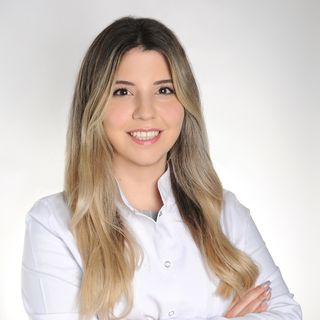 Özlem Deniz Zengin, Diyetisyen İstanbul