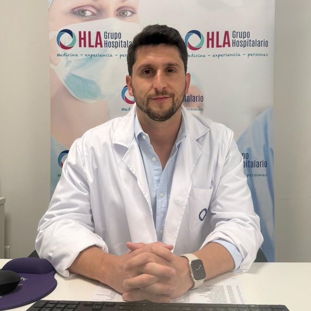 Alberto González Hernández, Neumólogo Huelva