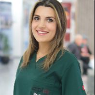 Cansu Akçeşme, Diş Hekimi Pendik