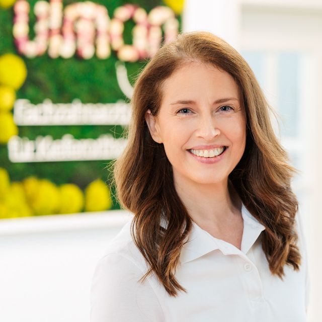 Debora Ulman, Zahnarzt Plochingen