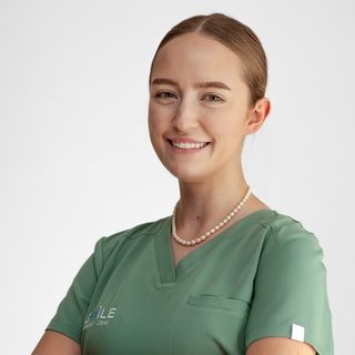 Powiększ obraz: Izabela Fesnak, stomatolog Białystok