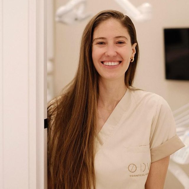 Diana Ceña, Dentista Barcelona