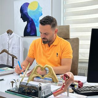 Abdulkadir Güllüce, Kadın Hastalıkları Ve Doğum İstanbul