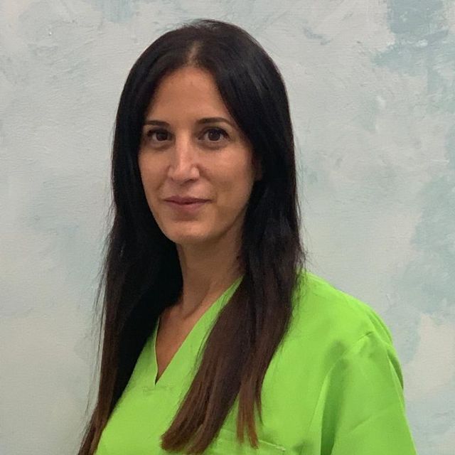 Claudia Pera, dentista Gaggio Montano