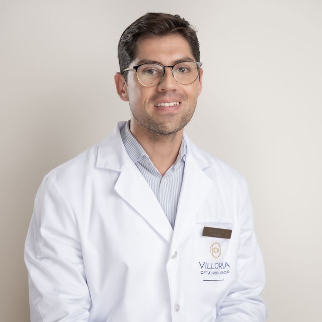 Rolando Herrera, Oftalmólogo Vigo