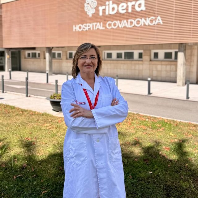 Mónica Hein  Wertz, Neumólogo Gijón