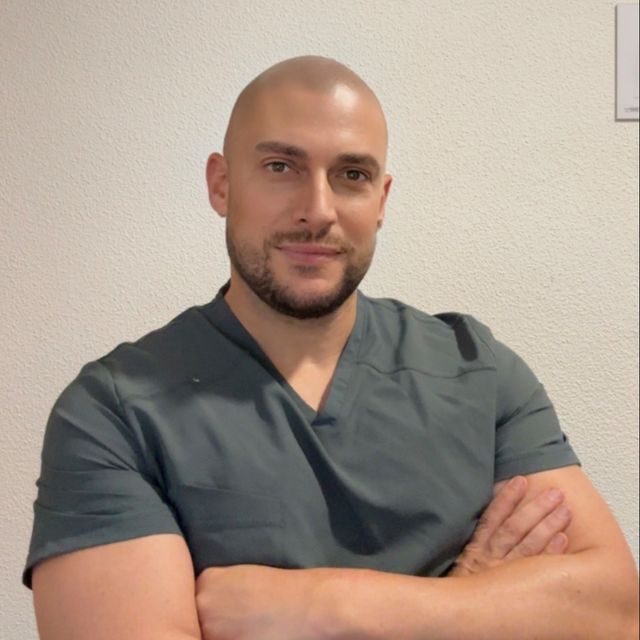 Carlos Cobo Cruz, Terapeuta complementario Elche