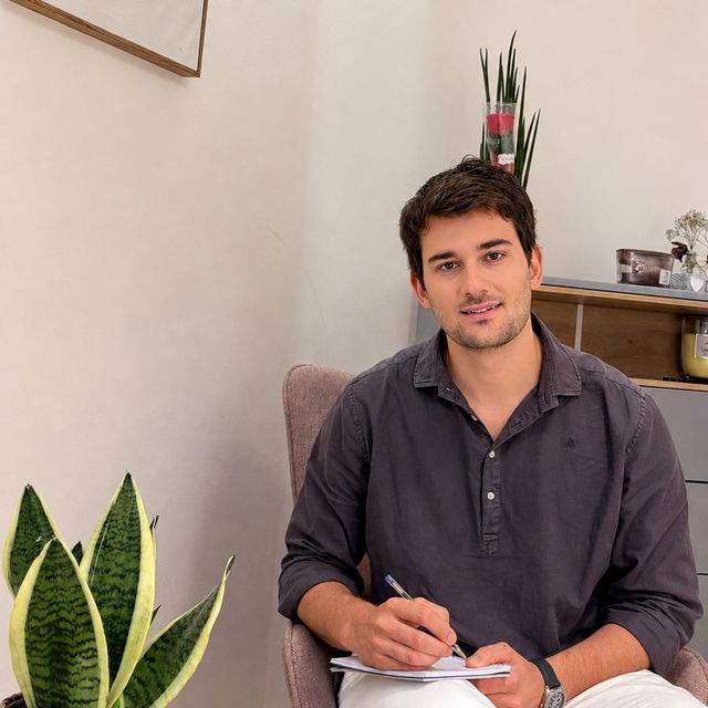 Miguel Aroca Salom, Psicólogo Madrid