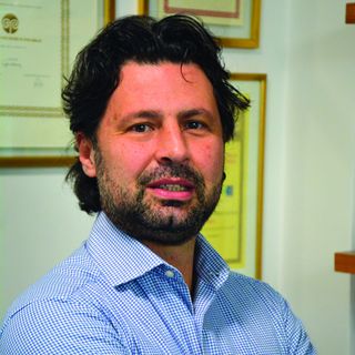 Ingrandire l'immagine: Nunzio Cirulli, ortodontista Bari