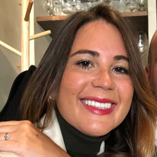 Acercar imagen: Marta Ruescas Sánchez, Dentista Brunete