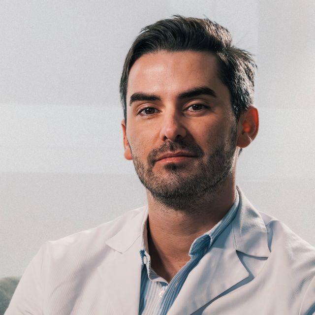 Gonzalo Soroa, Cirujano plástico Madrid