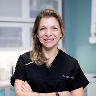 Ingrandire l'immagine: Valentina De Giorgi, dentista Milano