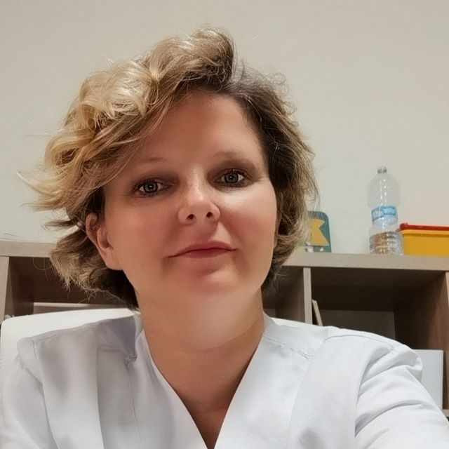 Elena De Nitto, pediatra Curti