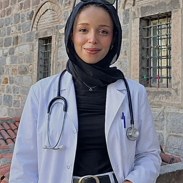 Emine Cemiloğlu, Psikoloji Ankara
