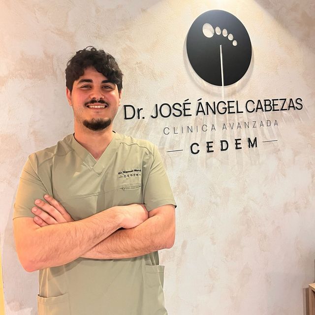 Manuel Monzó Vago, Podólogo Alcala de Guadaira