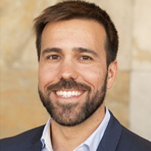 Víctor Roda Rojo, Traumatólogo Zaragoza