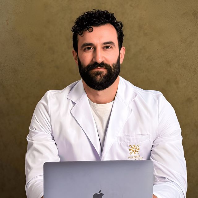 Luis Novoa Lamazares, Dermatólogo Vigo