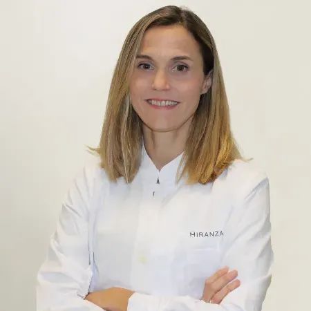 Paula Larrañaga Fragoso, Oftalmólogo Santa Cruz de Tenerife