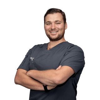 Ahmet İslam, Fizyoterapi Ve Rehabilitasyon İstanbul