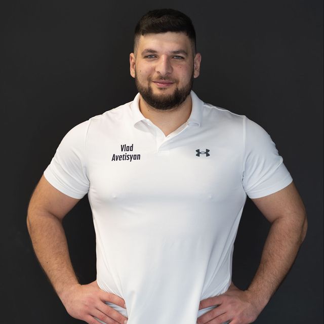 Vlad Avetisyan, fizjoterapeuta Warszawa