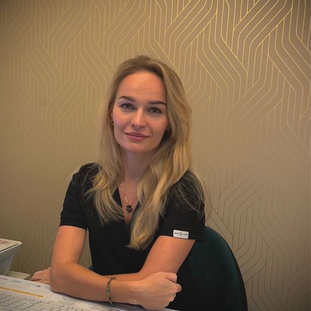 Aleksandra Izdebska, lekarz wykonujący zabiegi medycyny estetycznej Warszawa