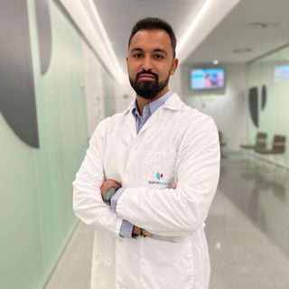 Acercar imagen: Jose Famian Hernandez Abdelah, Ginecólogo Sevilla