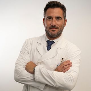 Dr. Javier Hernández López
