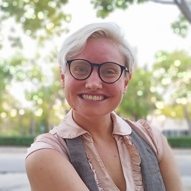 Hannah Eliason, Psicólogo Castellón de la Plana