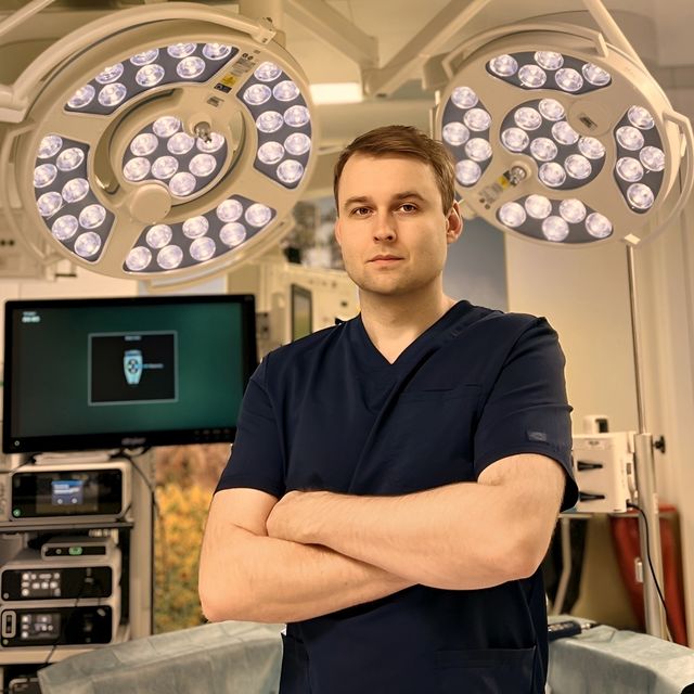 Grzegorz Dobkowski, chirurg Warszawa