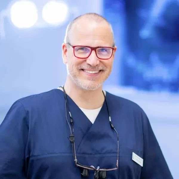 Dirk Lindner, Zahnarzt Köln