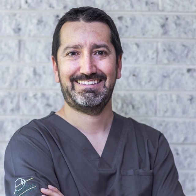 Reinaldo Cancino Muñoz, Oftalmólogo Barcelona
