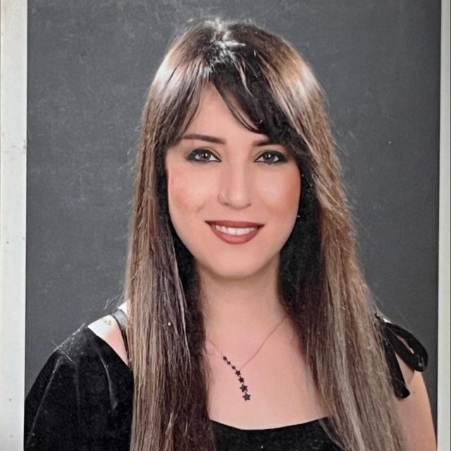 Müge Selin Takizade, Diş Hekimi Bursa