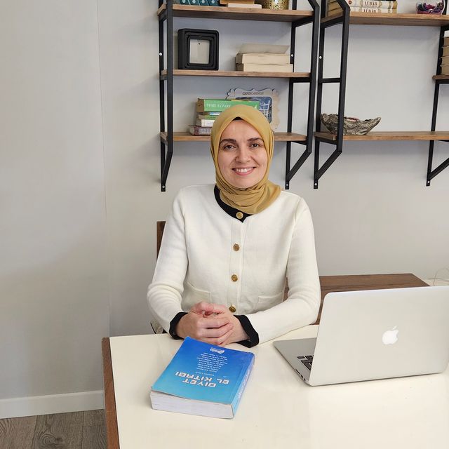Esra Kula, Diyetisyen Kayseri