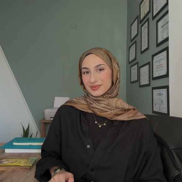 İlayda Gültan, Dil ve Konuşma Terapisi Salihli