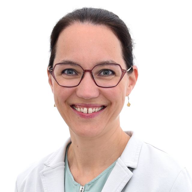 Natascha Friese, Hals-Nasen-Ohren-Arzt Weil der Stadt