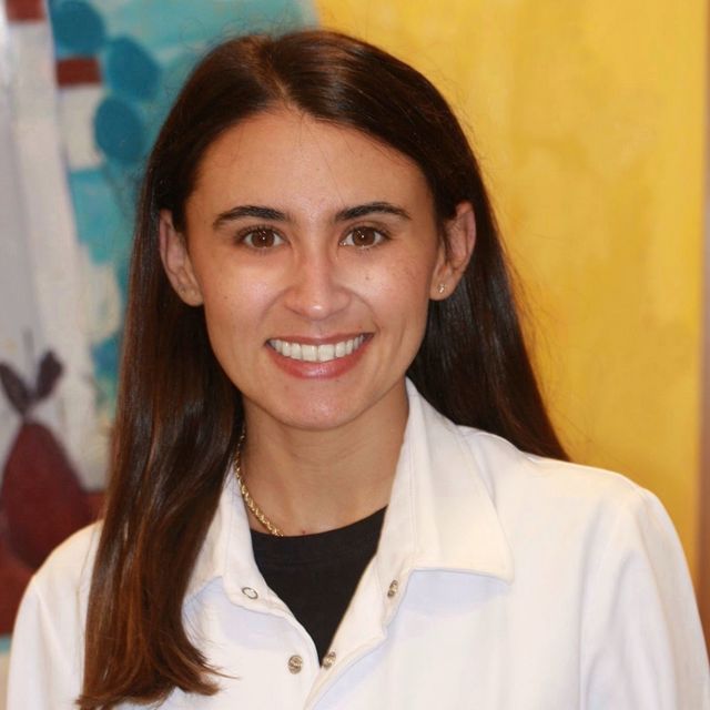 Cristina Hevia Garcia, Dentista Santiago de Compostela