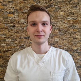 Powiększ obraz: Władysław Nikalayenka, stomatolog Olsztyn