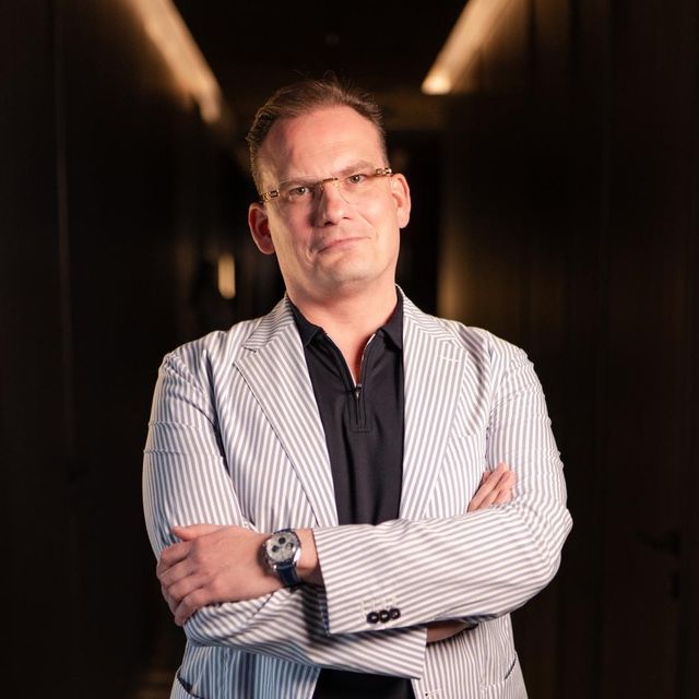 Piotr Florczuk-Dąbek, chirurg plastyczny Warszawa