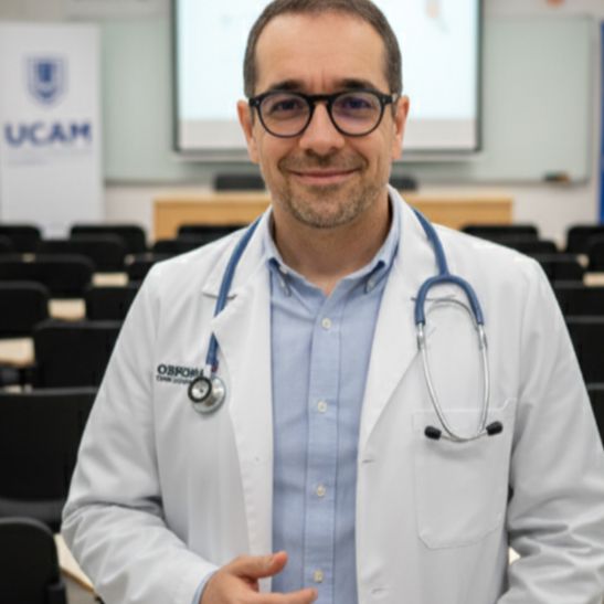 Pedro Cortés Mora, Gastroenterólogo pediátrico Cartagena