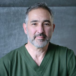 Acercar imagen: Fernando Silván Oro, Médico estético Madrid