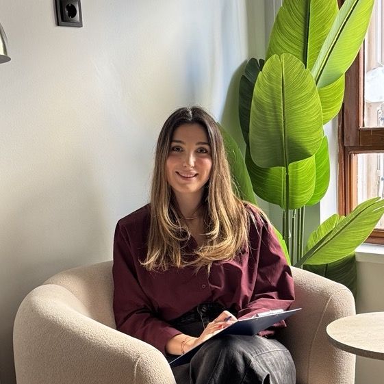 Melike Akpınar Kadıoğlu, Psikoloji Antalya