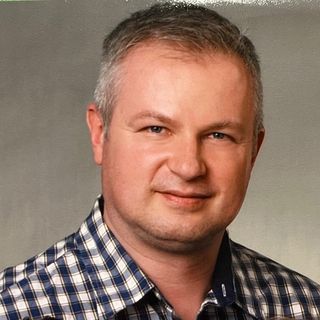 Powiększ obraz: Łukasz Kowalczyk, ortopeda Kraków