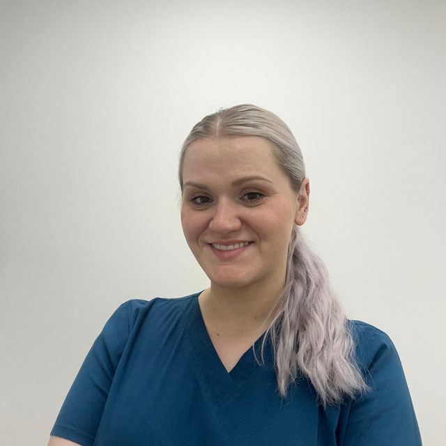 Andrea Marc, Dentista Alcorcón