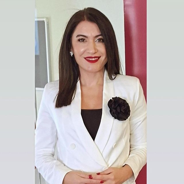 Simge Ertürk, Psikoloji İstanbul