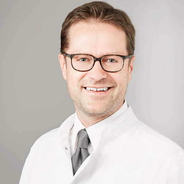 Daniel Talanow, Plastischer & Ästhetischer Chirurg Essen