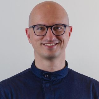 Ingrandire l'immagine: Bruno Ghiozzi, dentista Firenze