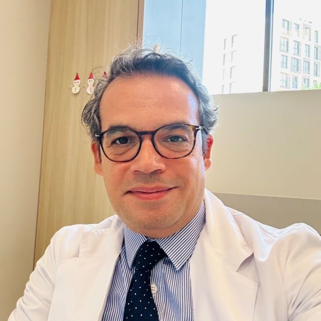 Tayfun Oktar, Üroloji Zeytinburnu