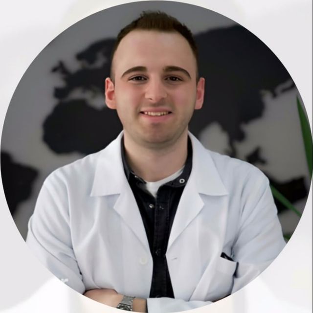 Uğur Can Aydoğan, Diş Hekimi İstanbul