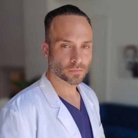 Ricardo Pelazas, Internista San Cristóbal de la Laguna