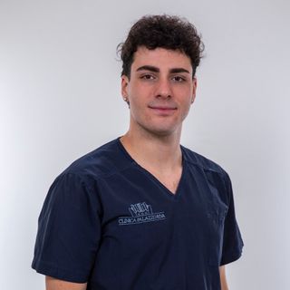 Andrea Favuzzi, igienista dentale Milano